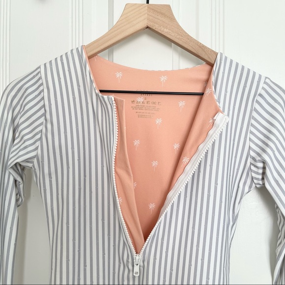 Coconut Avenue Surf Suit - size small - Picture 6 of 9